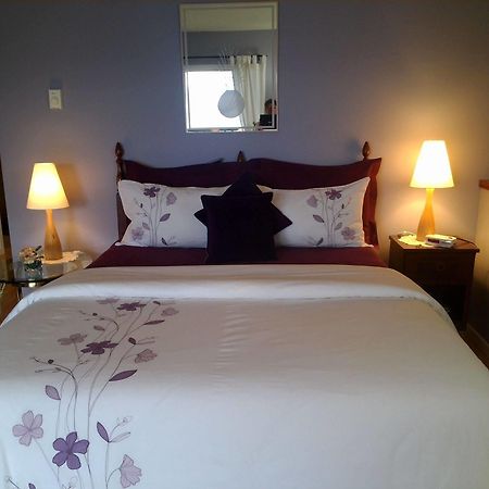 Sechelt Inlet B&B Buitenkant foto